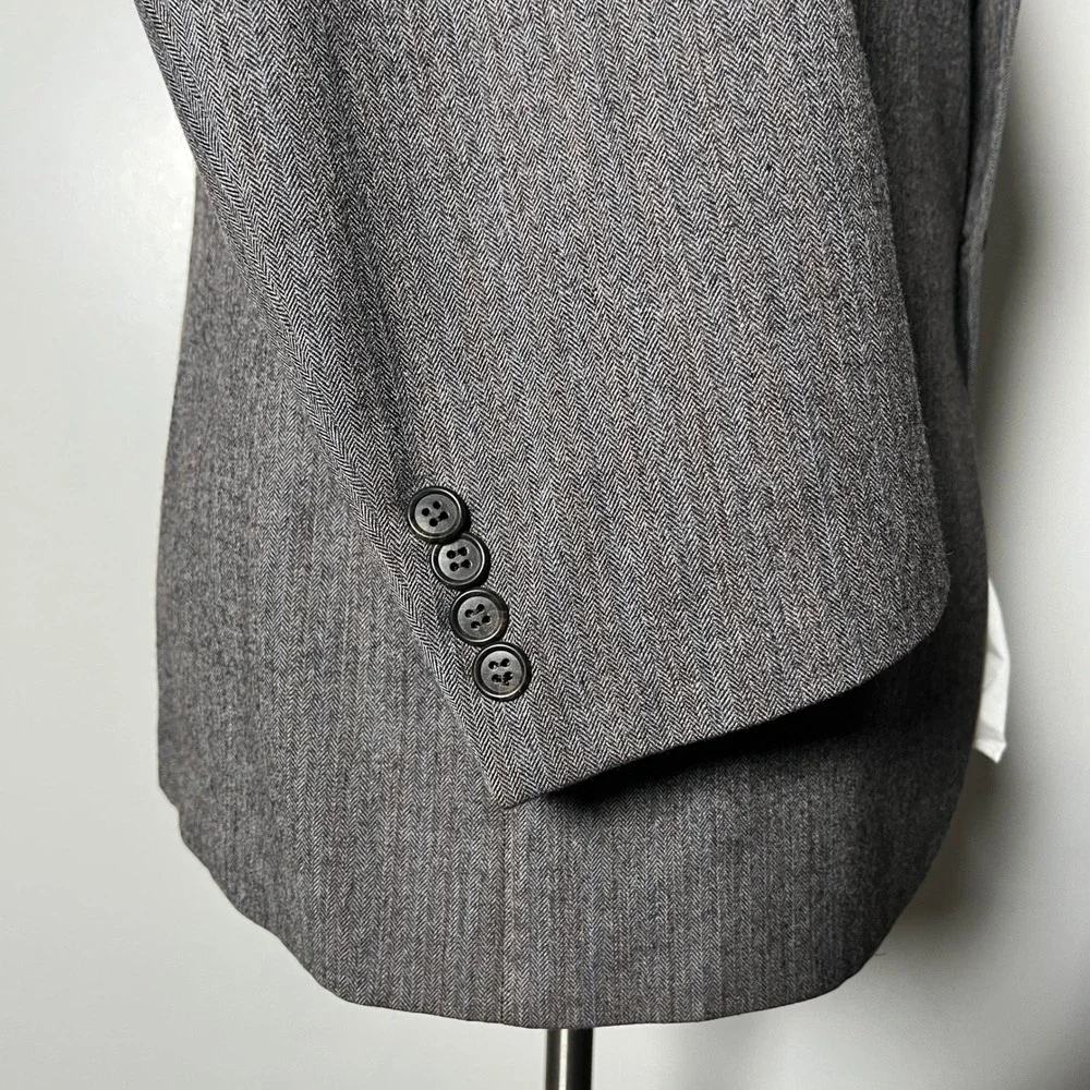 Christian Brooks Suit Mens 44R 37W Grey Herringbone Wool Blend Vintage 2-Button